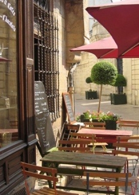 cafes,brasseries,bars